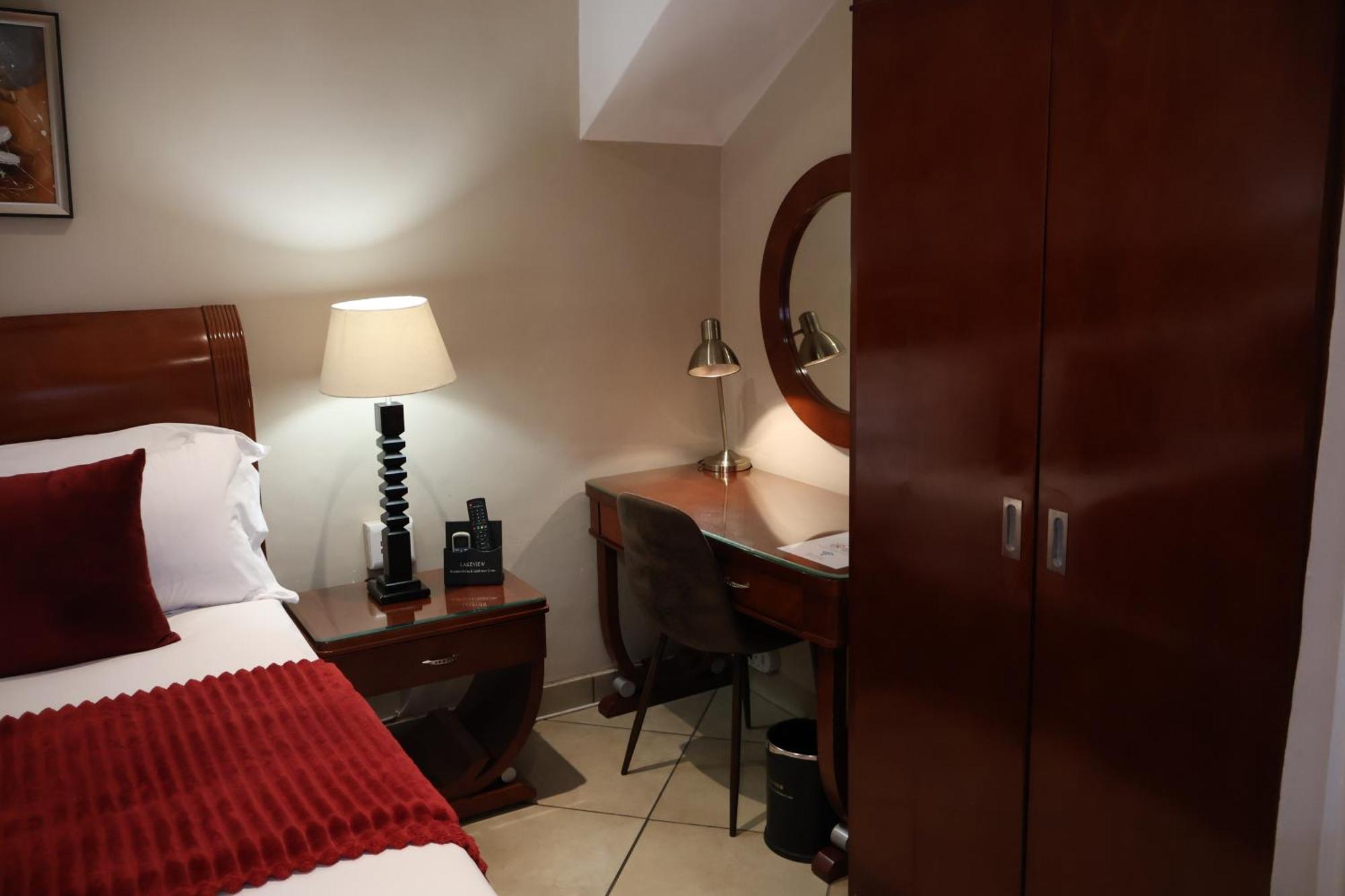 Lakeview Boutique Hotel & Conference Center Benoni Kültér fotó